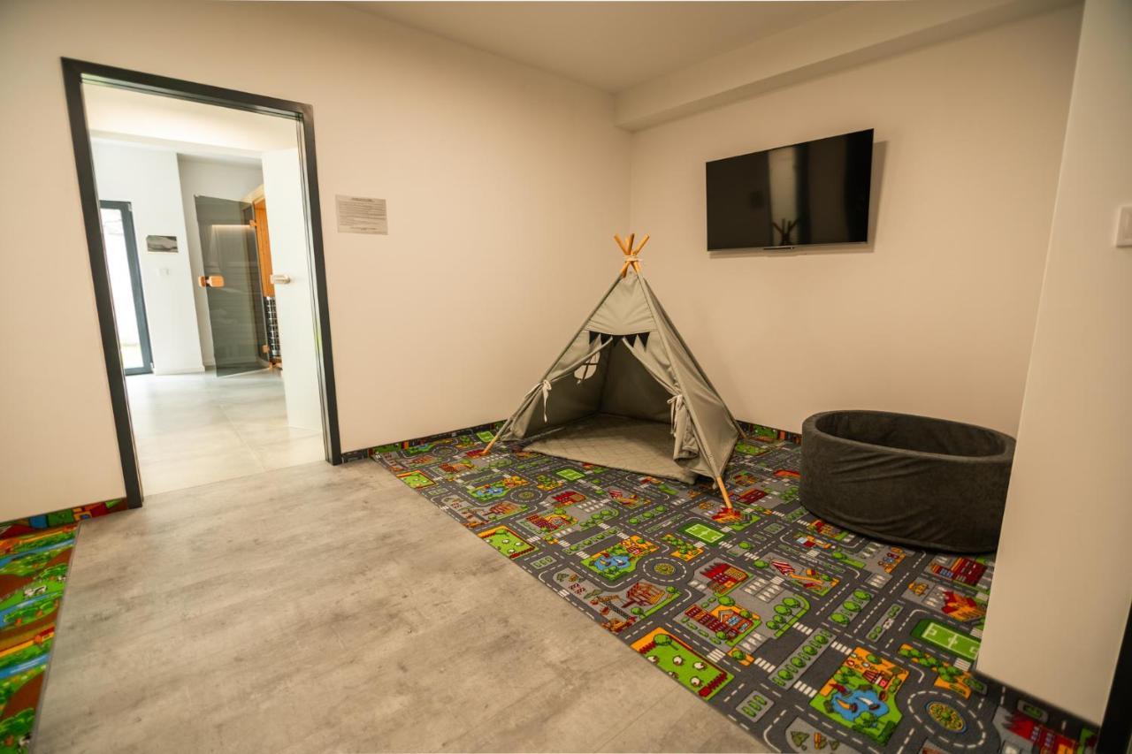 Apart Invest Centum Park 21 Шклярска Поремба Екстериор снимка